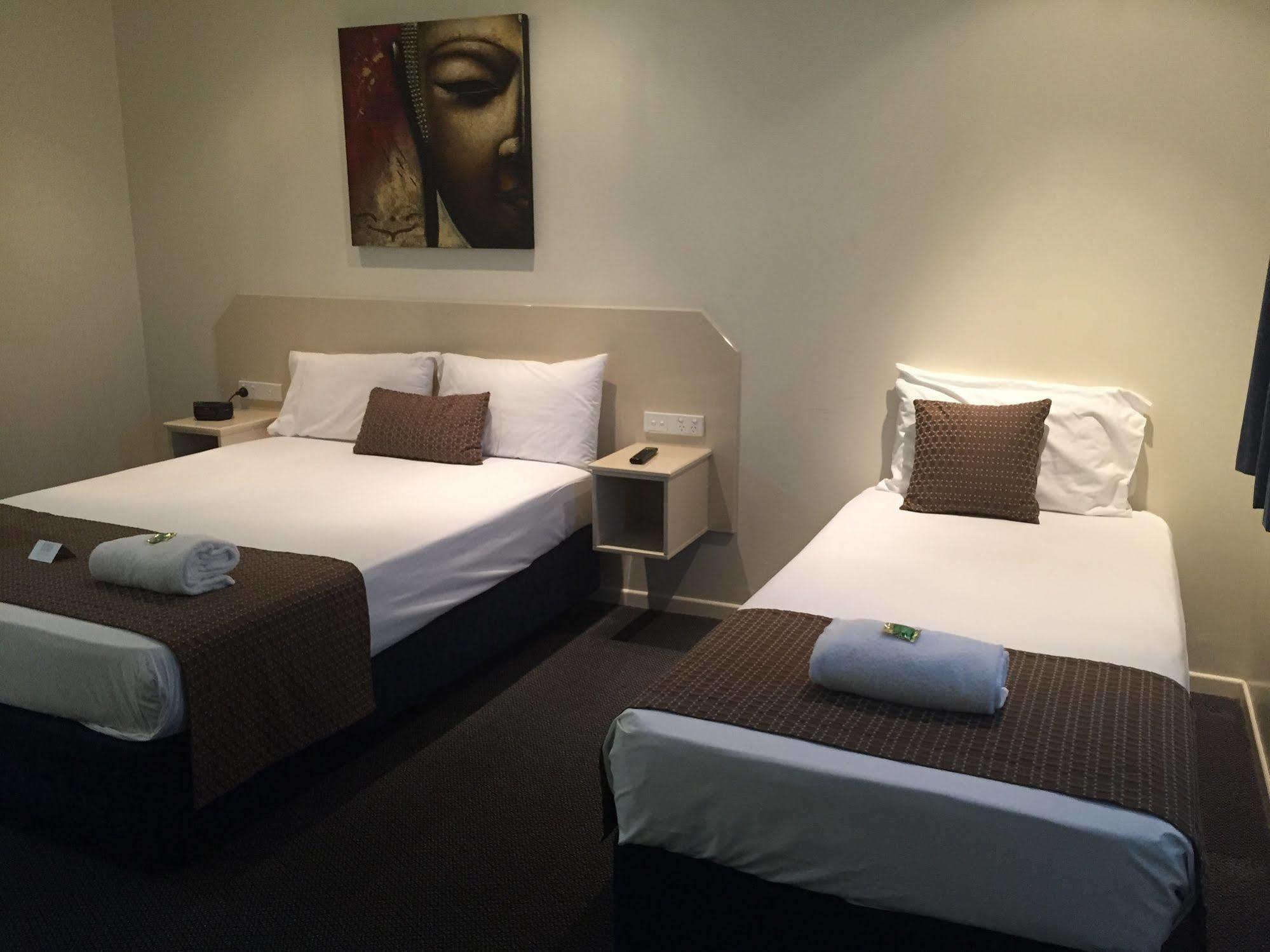 Bluewater Harbour Motel Μπόουεν Εξωτερικό φωτογραφία